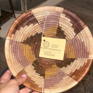 Ngwao Boswa Handwoven Basket - Brown and Tan